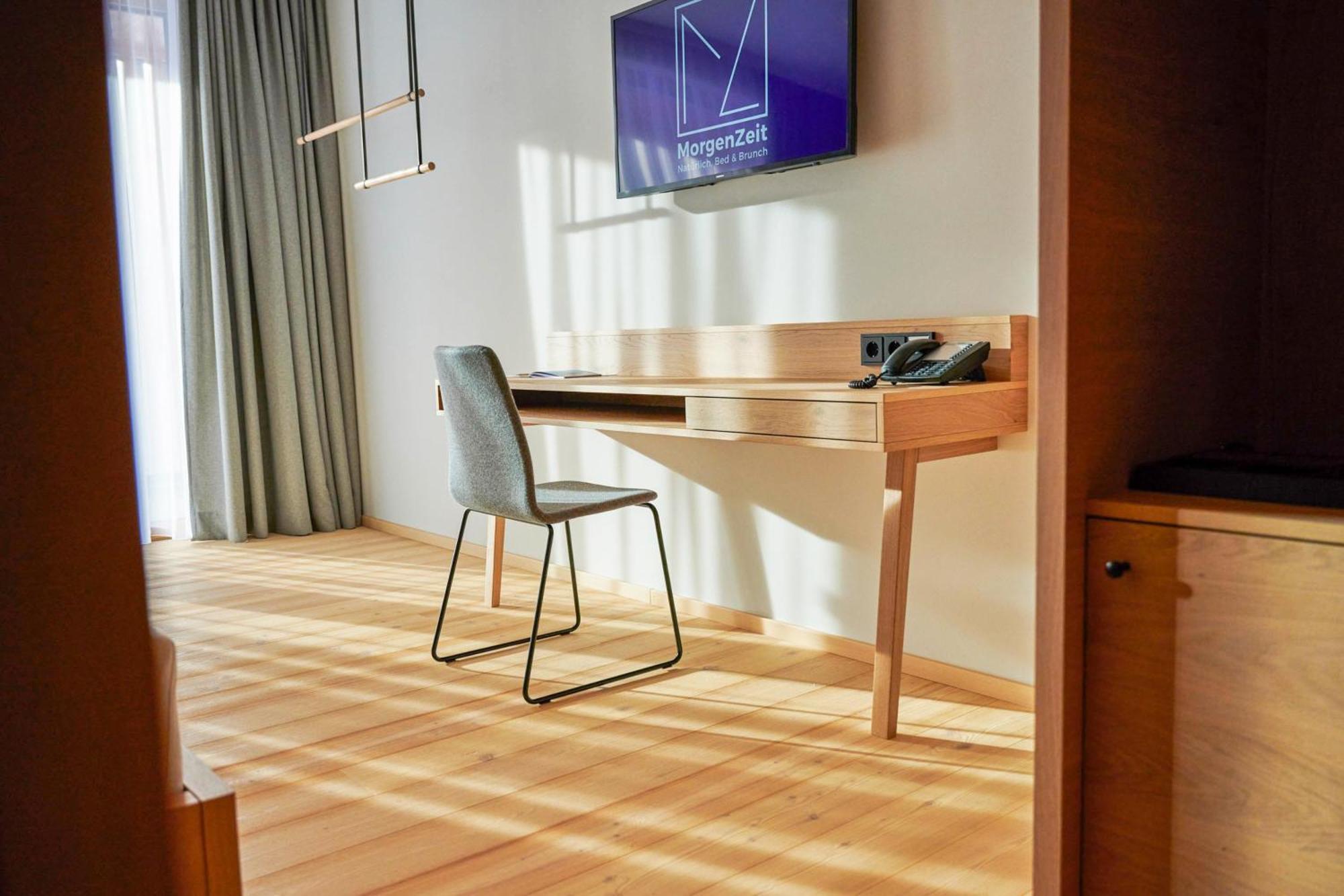 Wellness Und Brunch Hotel Morgenzeit Beheizter Naturpool Mit Sandstrand Genuss Fruehstueck Bis 13 Uhr Hochkoenig Sommercard Maria Alm am Steinernen Meer Room photo